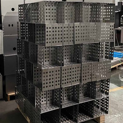 Gwo fabwikasyon metal koutim